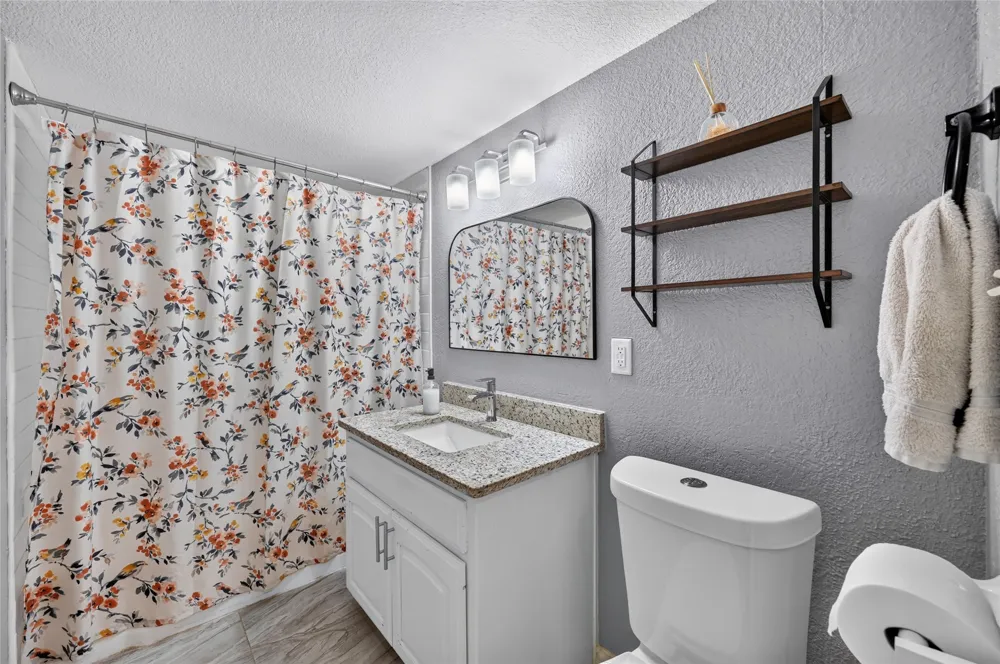 1804 Mims Street Fort Worth, TX 76112