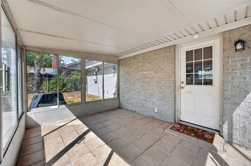 1804 Mims Street Fort Worth, TX 76112