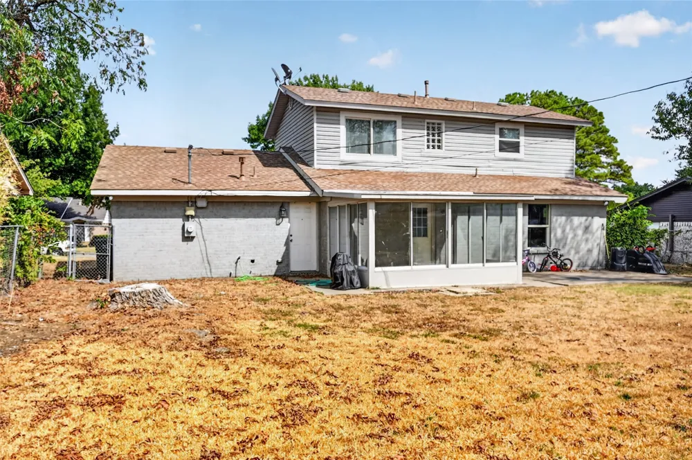1804 Mims Street Fort Worth, TX 76112