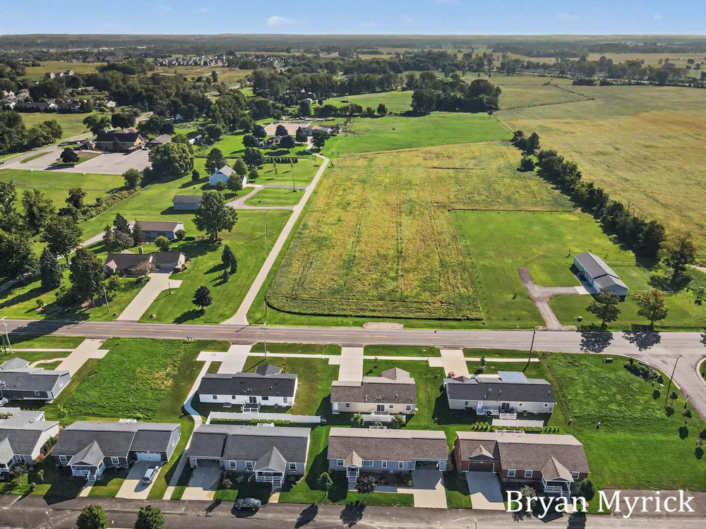 4770 52nd Street #6 Holland, MI 49423