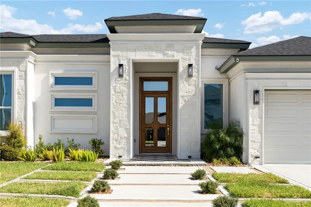 3808 Zenker Avenue McAllen, TX 78504