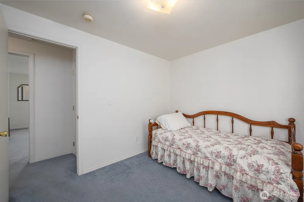 1204 E Hayden Drive Moses Lake, WA 98837