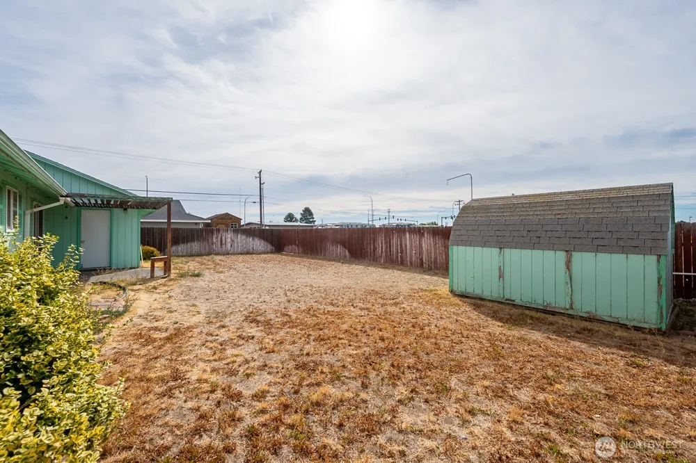 1204 E Hayden Drive Moses Lake, WA 98837
