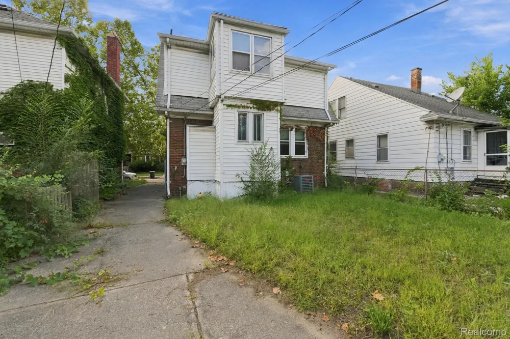 15492 Indiana Street Detroit City, MI 48238