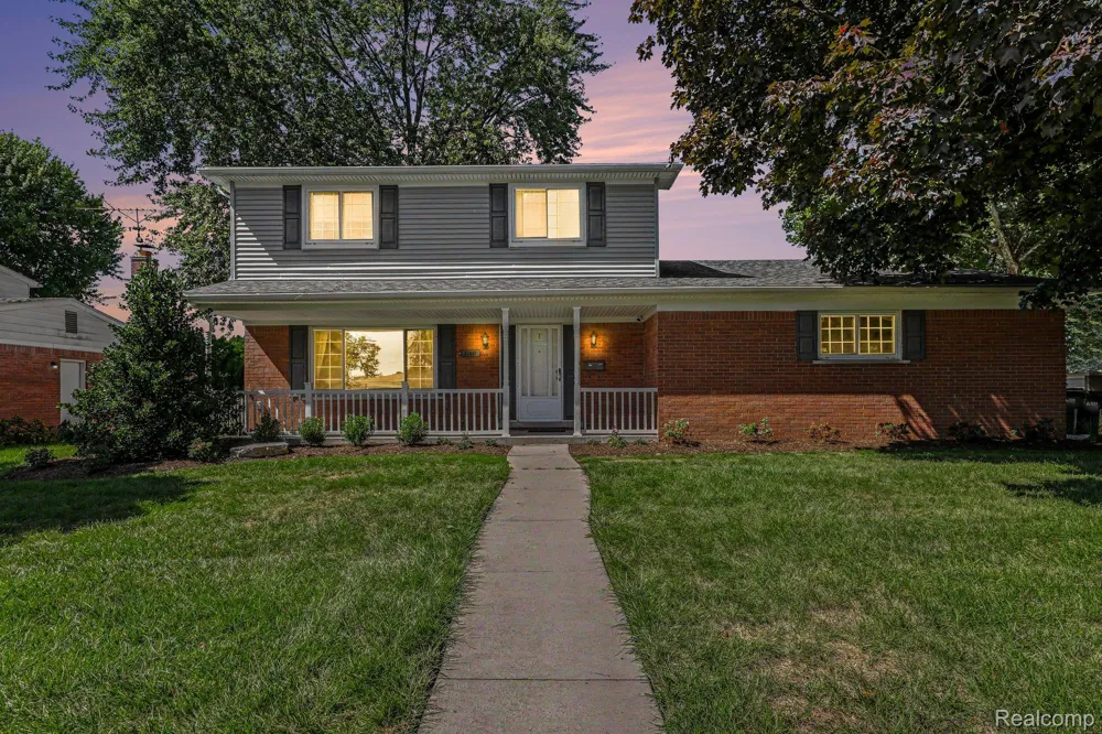 33887 Ashton Drive Sterling Heights City, MI 48312