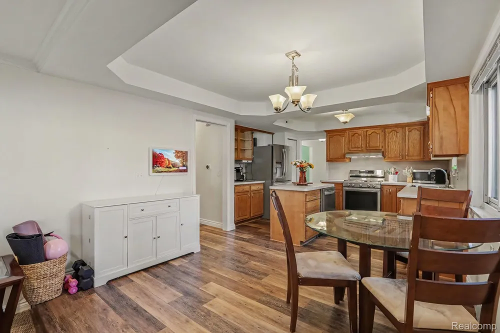 33887 Ashton Drive Sterling Heights City, MI 48312