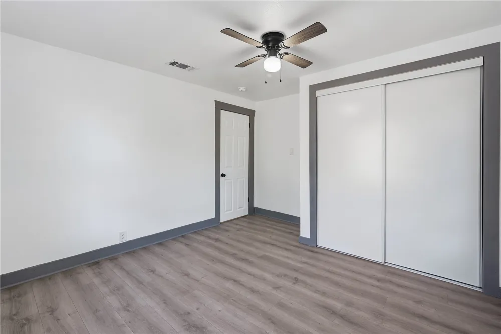 1118 Oxford Street River Oaks, TX 76114