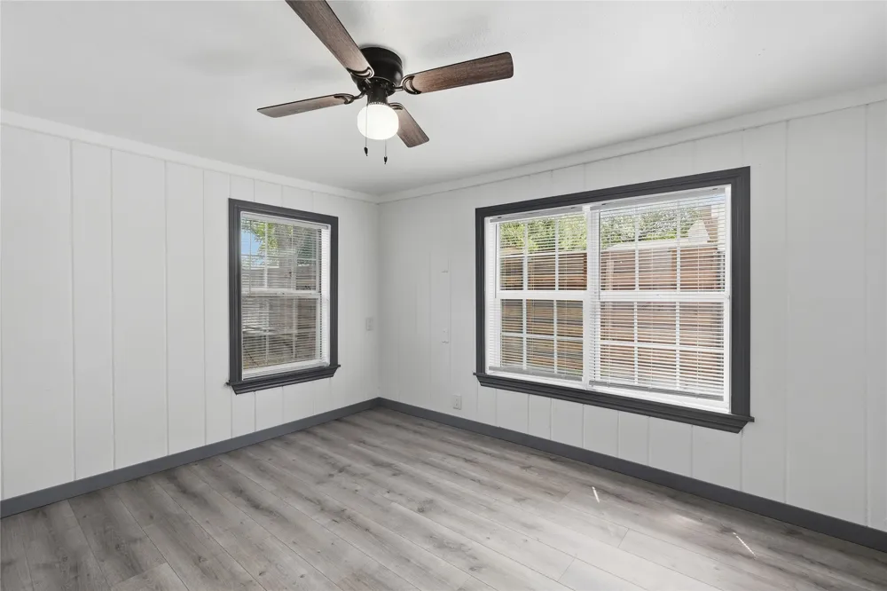 1118 Oxford Street River Oaks, TX 76114