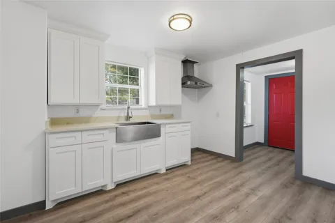 1118 Oxford Street