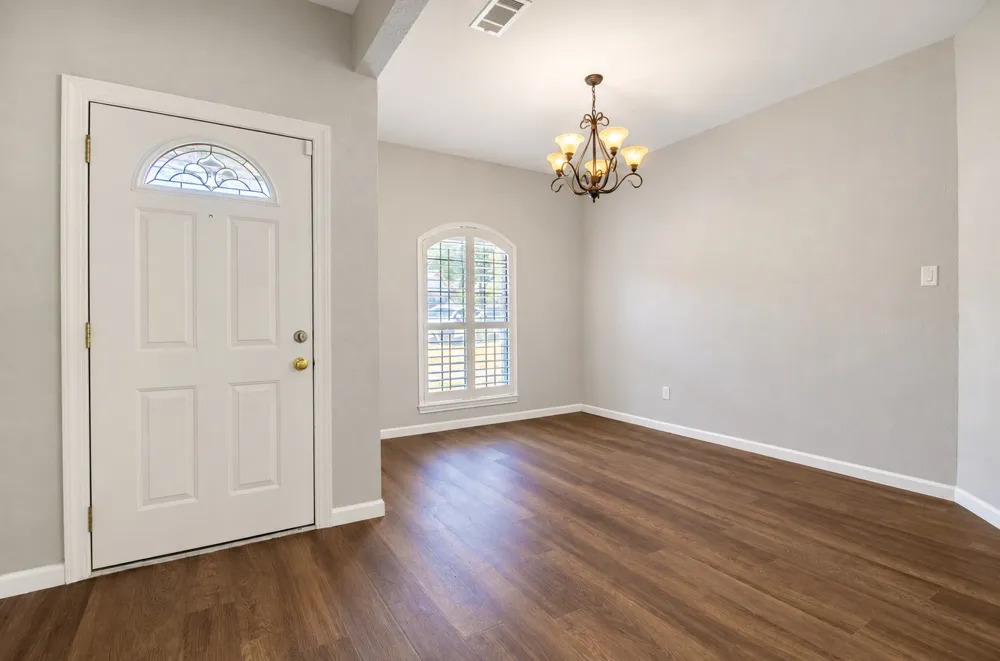 301 Morrison Court Euless, TX 76039