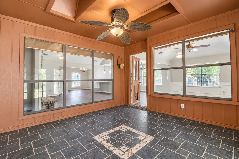 301 Morrison Court Euless, TX 76039