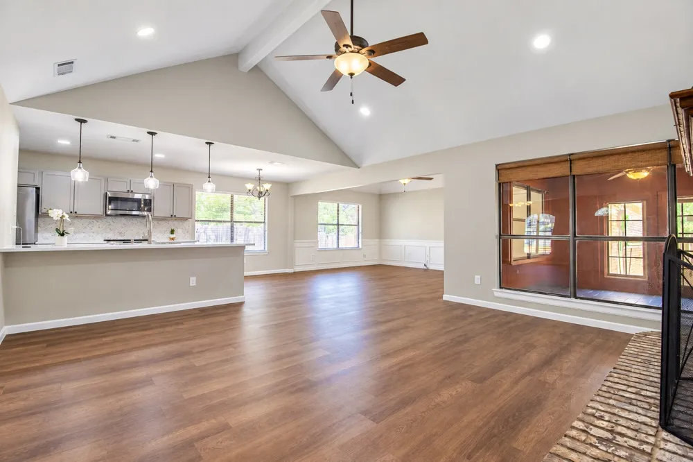 301 Morrison Court Euless, TX 76039