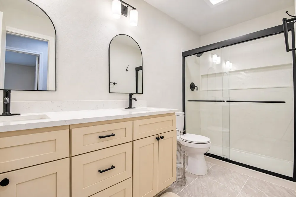 301 Morrison Court Euless, TX 76039