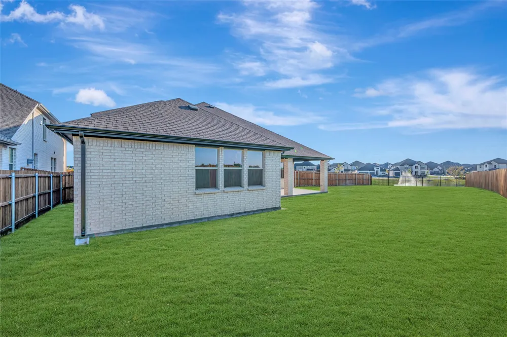 1161 Honey Falls Lane Lavon, TX 75166
