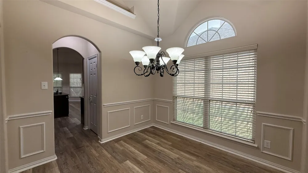 1524 Somerset Road Lewisville, TX 75067