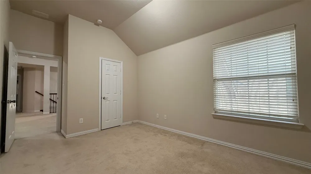 1524 Somerset Road Lewisville, TX 75067