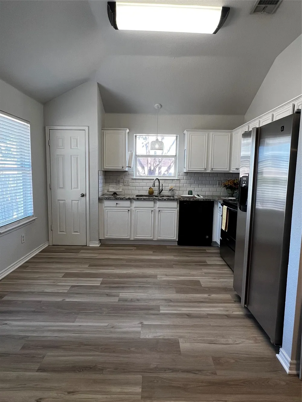 1309 Indian Wells Trail Midlothian, TX 76065