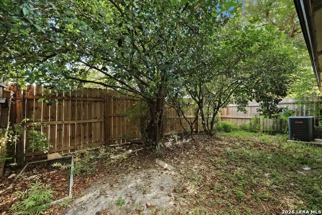 8918 FALL RIVER DR San Antonio, TX 78250