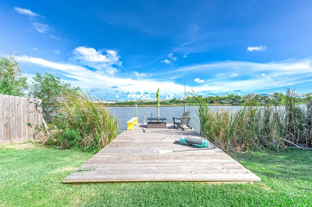 6513 Golf Crest Drive Galveston, TX 77551
