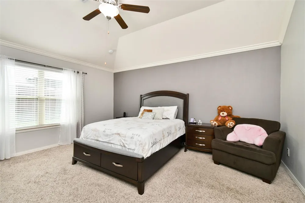 652 Maple Point Drive E Conroe, TX 77301