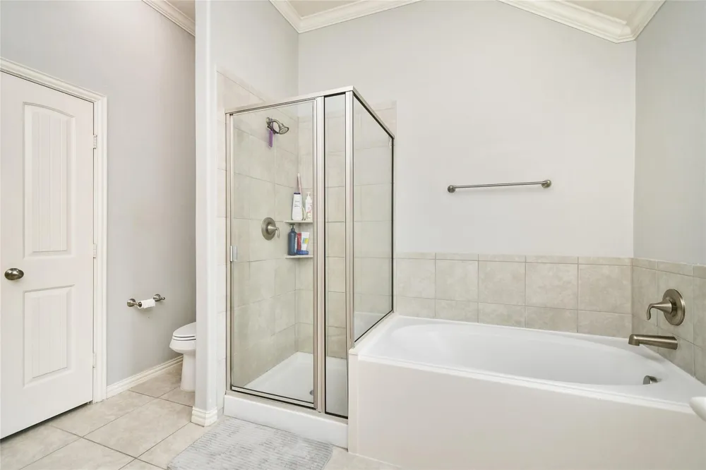 652 Maple Point Drive E Conroe, TX 77301