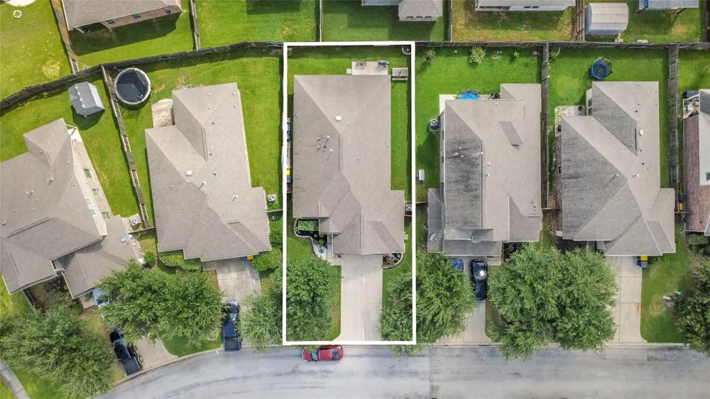 652 Maple Point Drive E Conroe, TX 77301