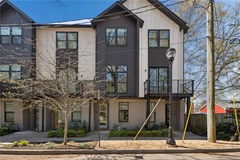 1350 May Avenue SE #9