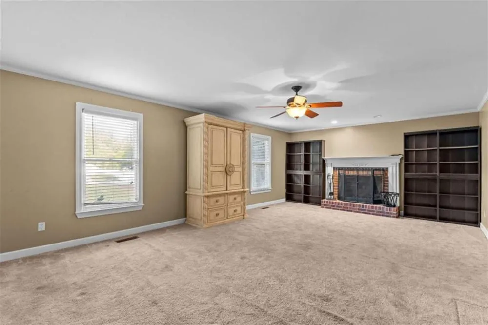 17 Mountain Oaks Drive Carrollton, GA 30116