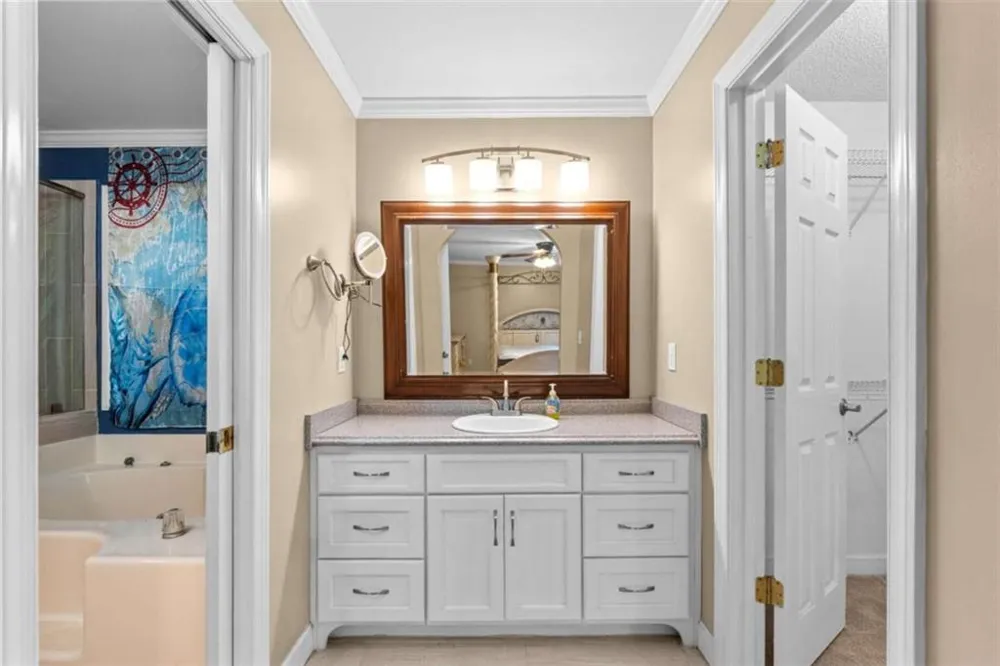 17 Mountain Oaks Drive Carrollton, GA 30116