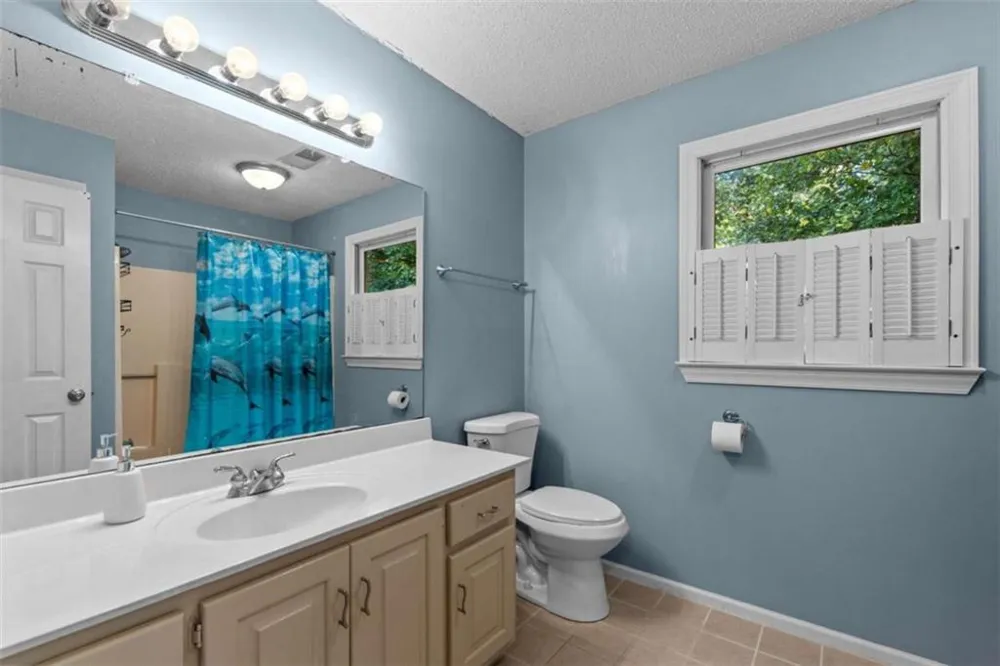17 Mountain Oaks Drive Carrollton, GA 30116
