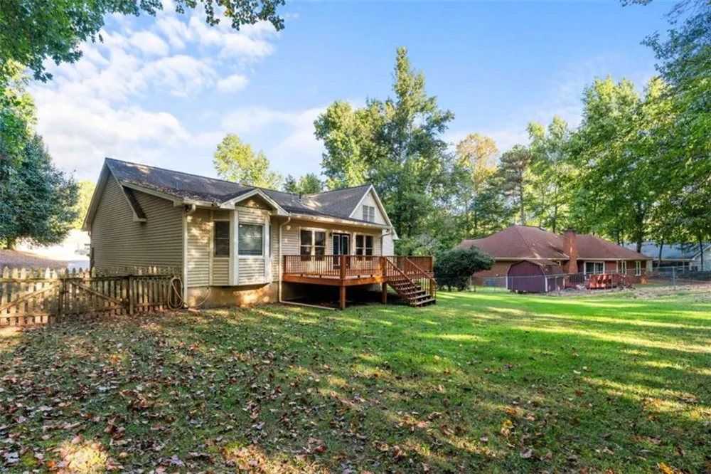 17 Mountain Oaks Drive Carrollton, GA 30116