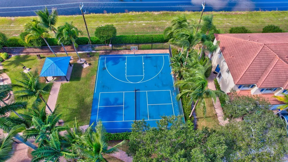 2785 S EVERGREEN CIRCLE Boynton Beach, FL 33426