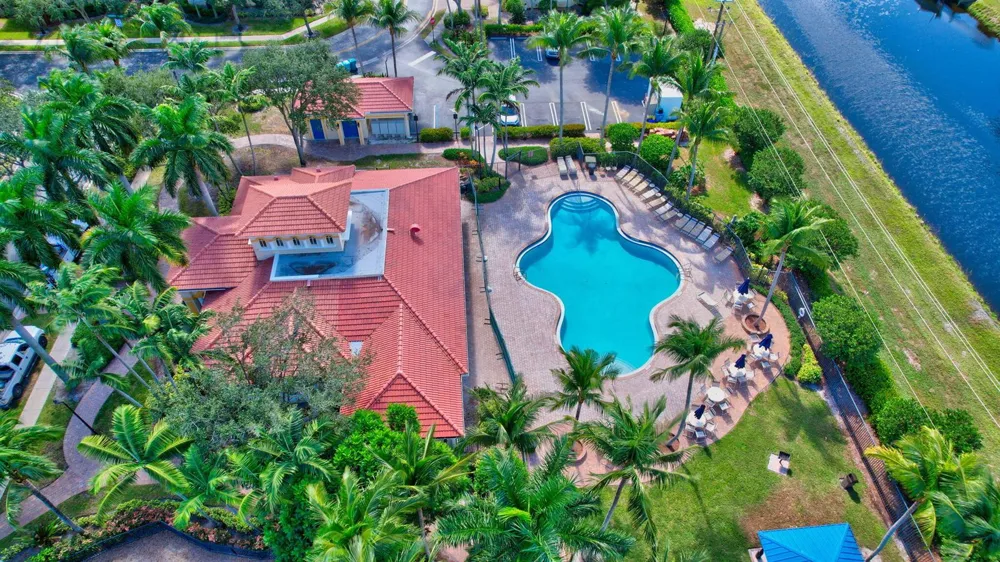 2785 S EVERGREEN CIRCLE Boynton Beach, FL 33426