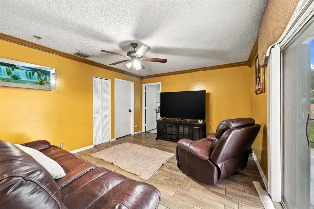 3243 NW 43RD PLACE Oakland Park, FL 33309