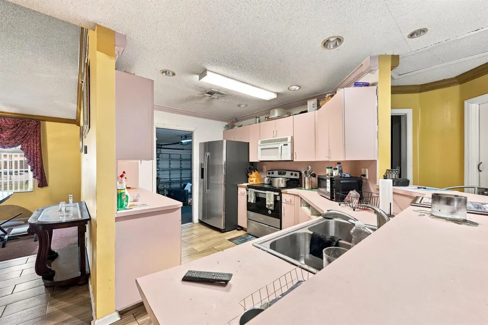 3243 NW 43RD PLACE Oakland Park, FL 33309