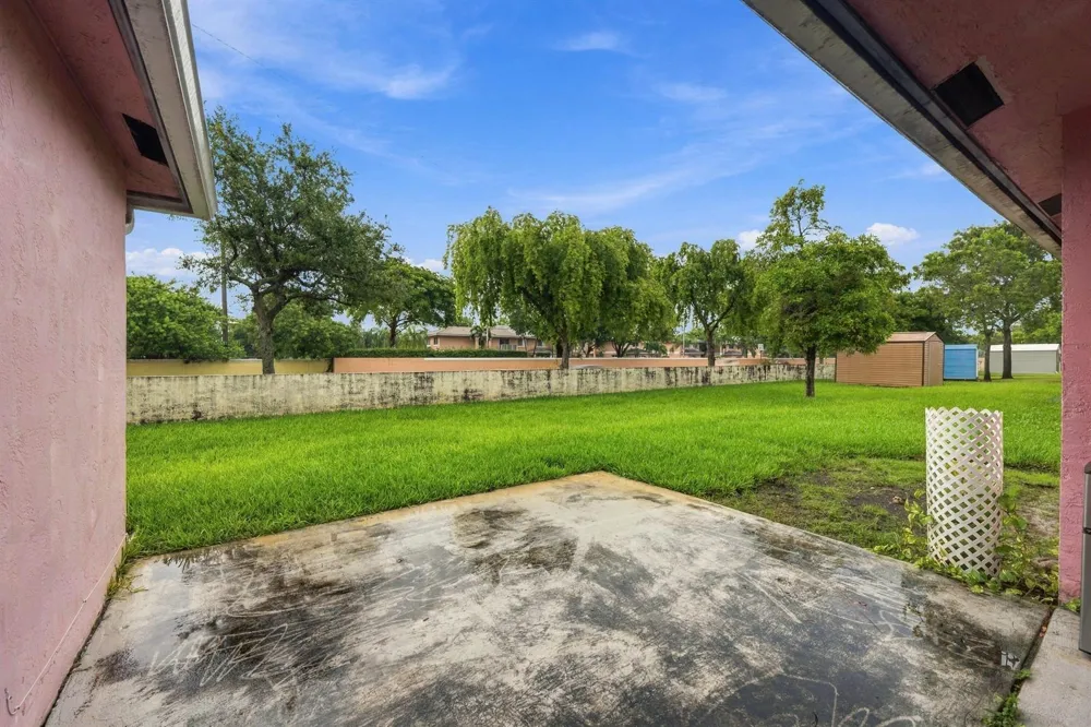 3243 NW 43RD PLACE Oakland Park, FL 33309