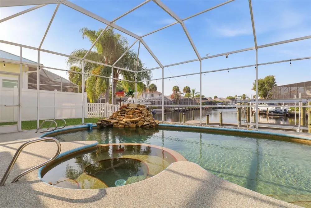 212 SYKES POINT Merritt Island, FL 32952