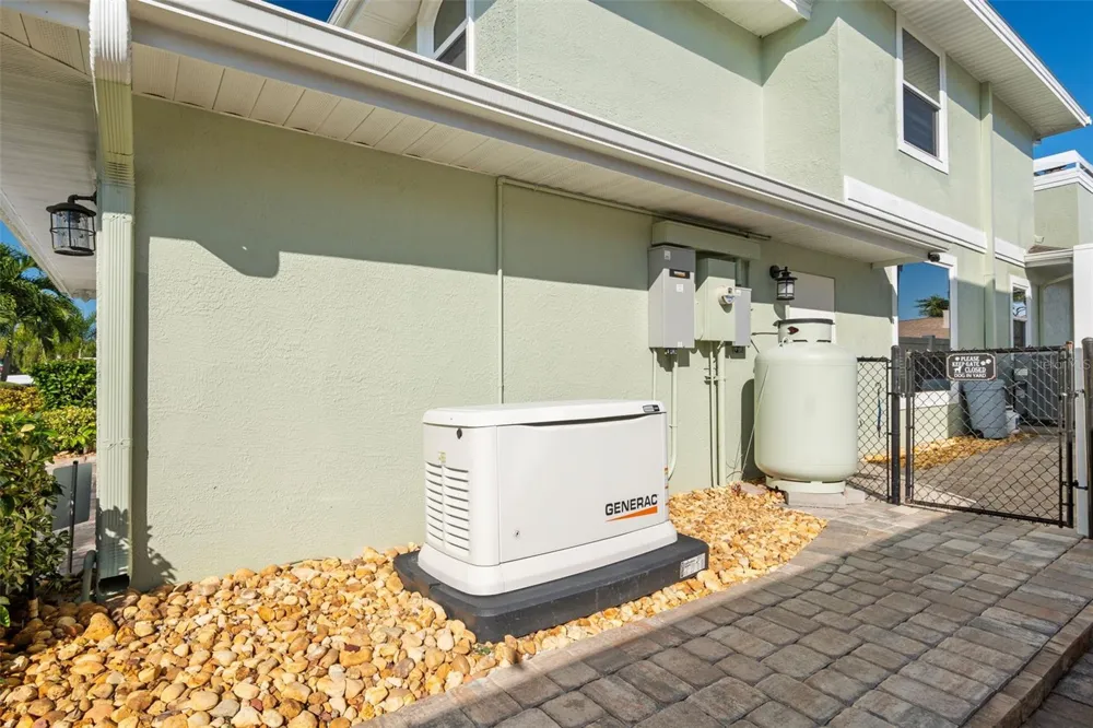 212 SYKES POINT Merritt Island, FL 32952