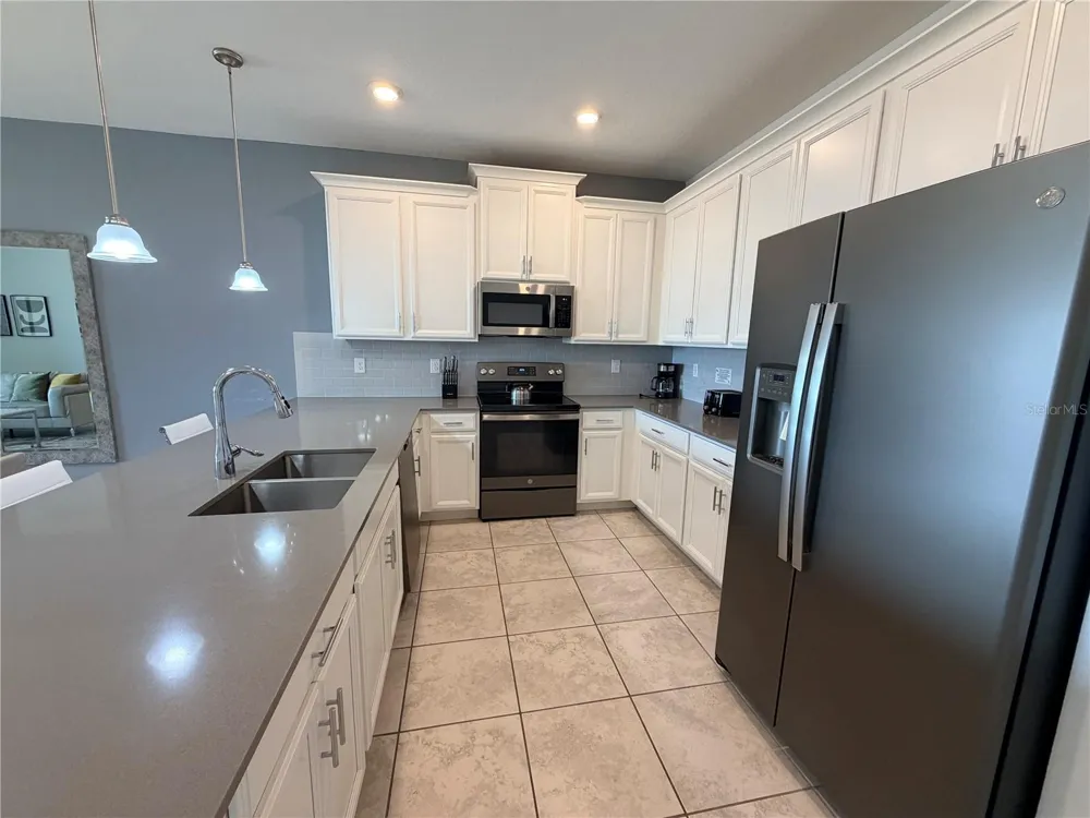 1115 CHALLENGE DRIVE #1115 Davenport, FL 33896