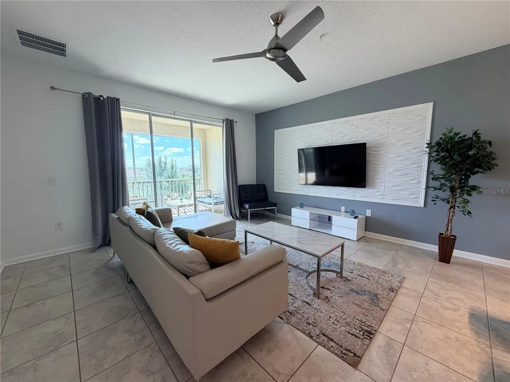 1115 CHALLENGE DRIVE #1115 Davenport, FL 33896