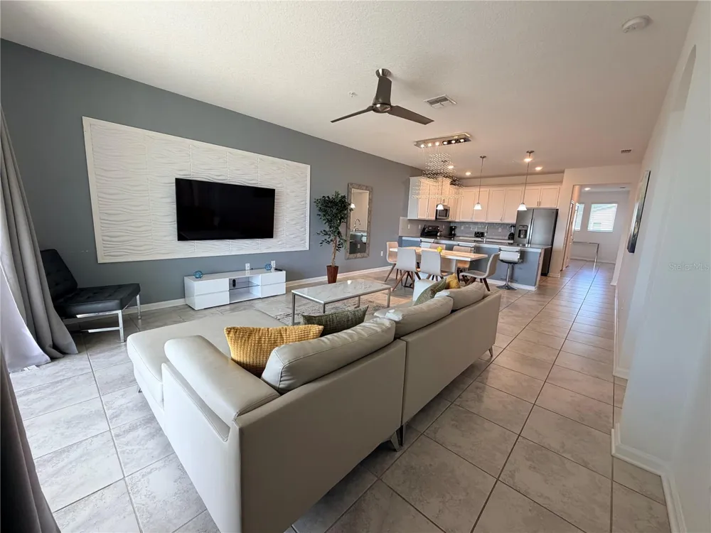 1115 CHALLENGE DRIVE #1115 Davenport, FL 33896