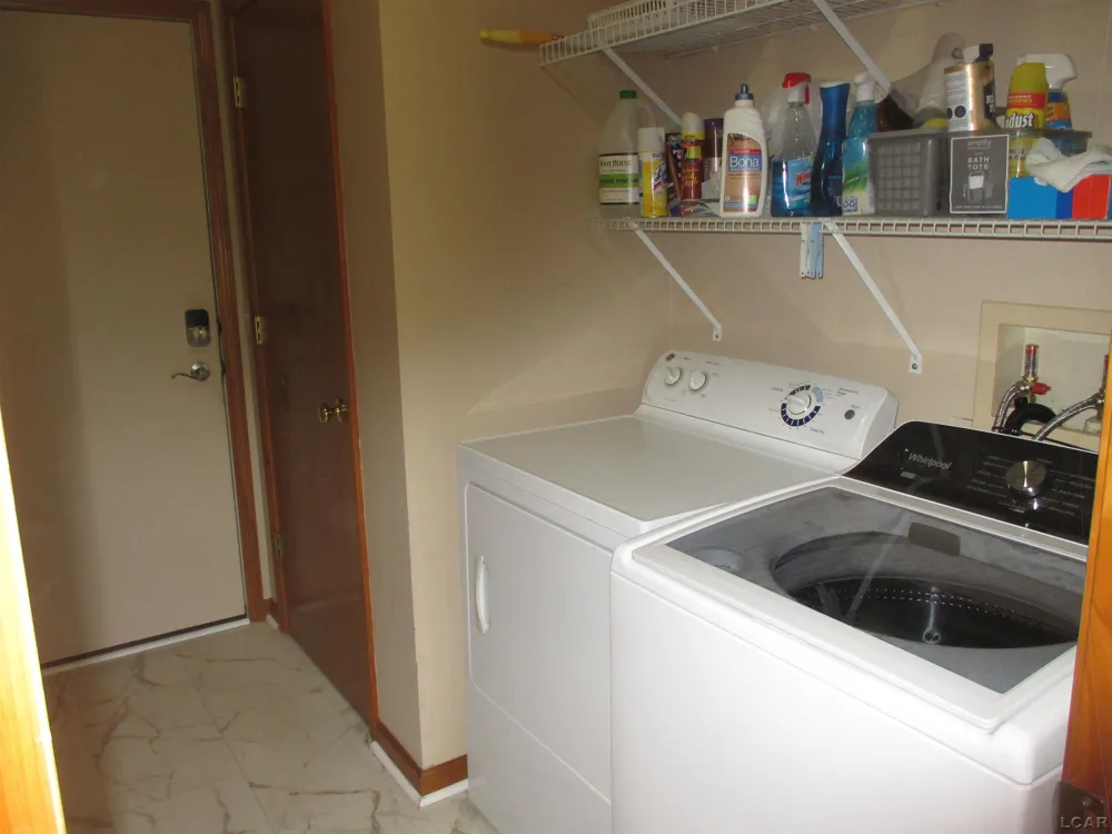 2304 Woodridge Drive Madison Charter Township, MI 49221