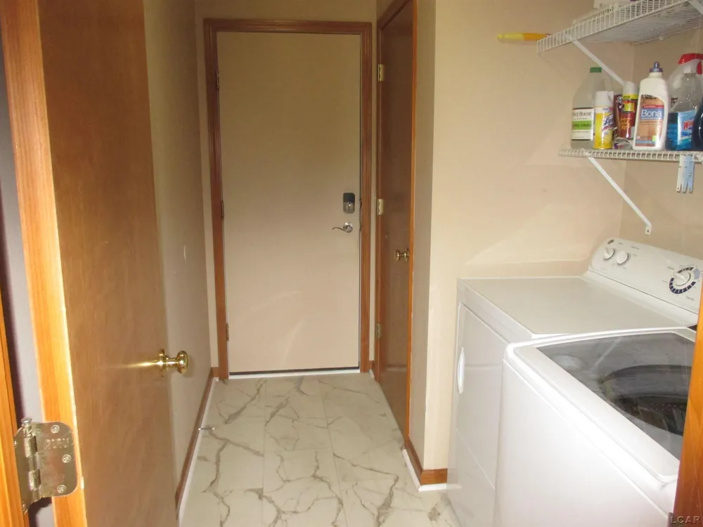 2304 Woodridge Drive Madison Charter Township, MI 49221