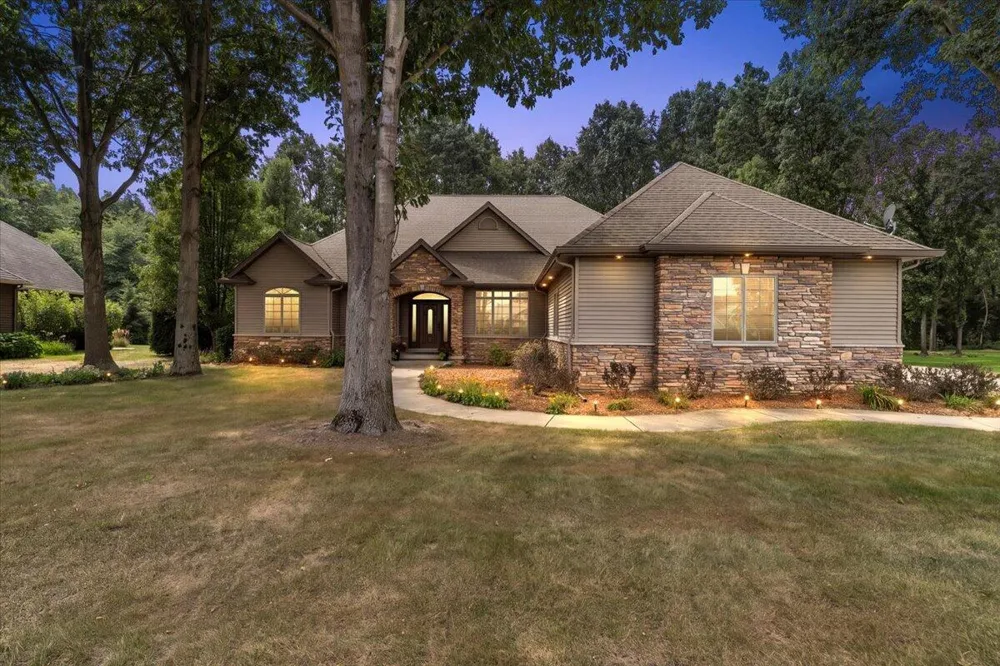 3958 Fox Woods Road Lincoln Charter Township, MI 49085