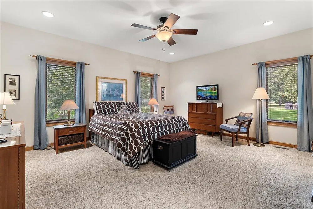 3958 Fox Woods Road Lincoln Charter Township, MI 49085