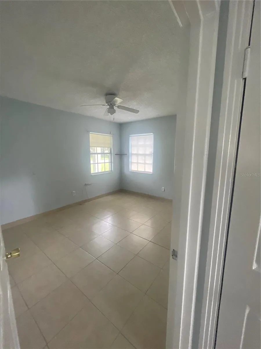 180 PINE TREE DRIVE Casselberry, FL 32707