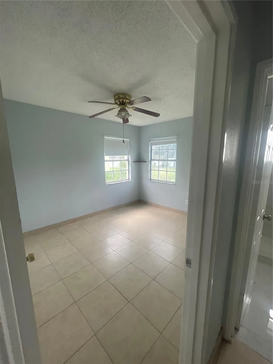 180 PINE TREE DRIVE Casselberry, FL 32707