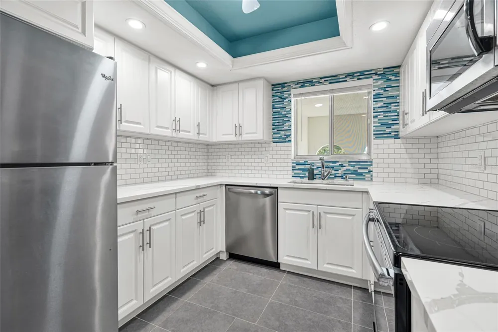1647 SOUTHWOOD STREET #1647 Sarasota, FL 34231