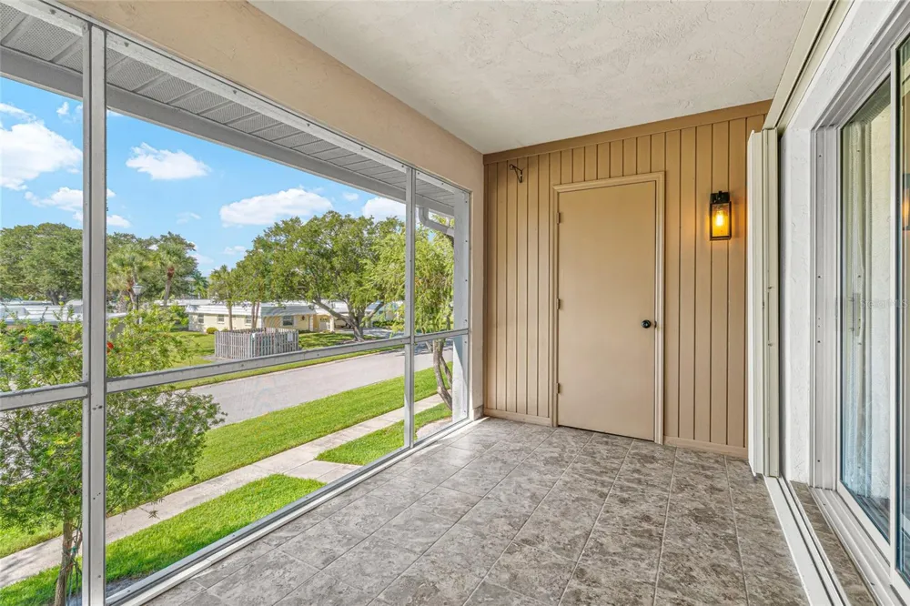 1647 SOUTHWOOD STREET #1647 Sarasota, FL 34231