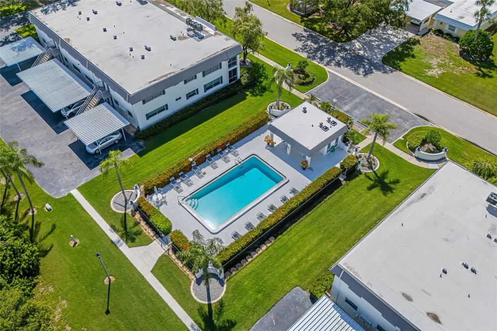 1647 SOUTHWOOD STREET #1647 Sarasota, FL 34231